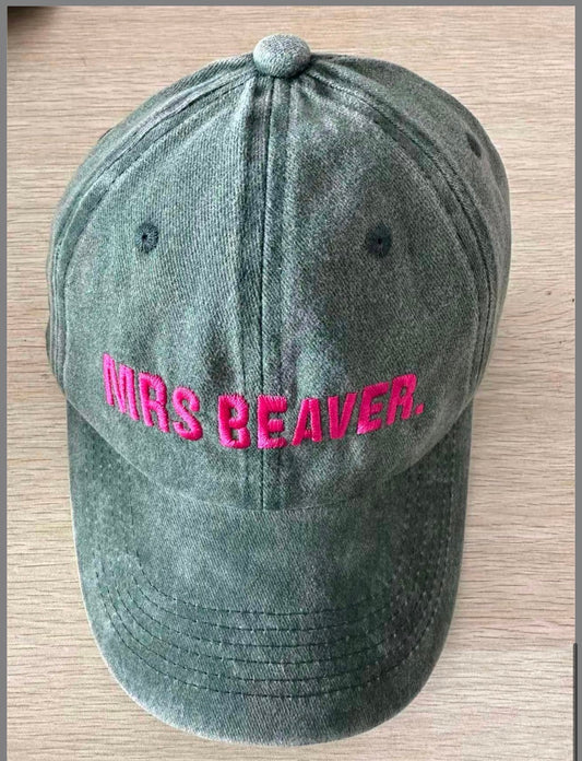 Mrs Beaver Cap Moss Drift